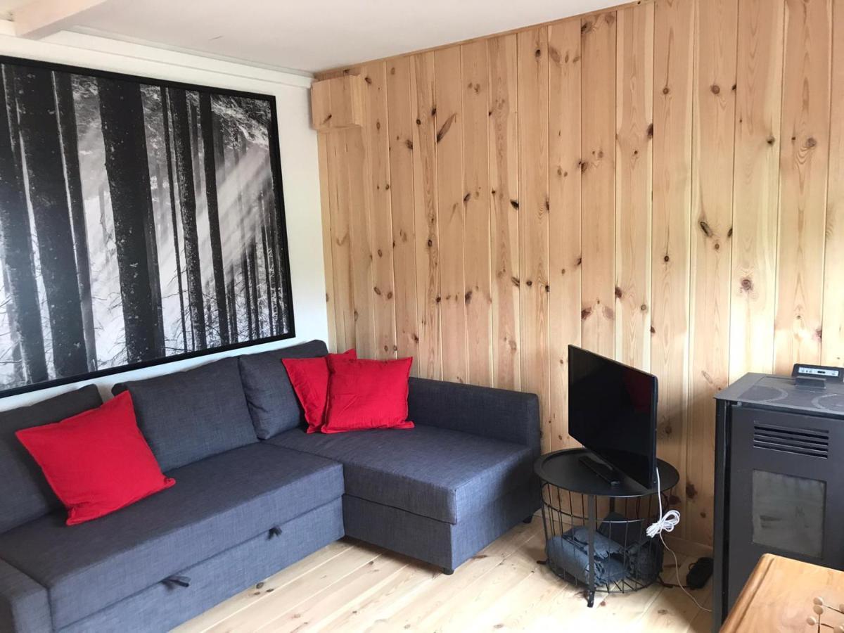 Le Chalet De La Roche En Ardenne Hotell Theux Exteriör bild